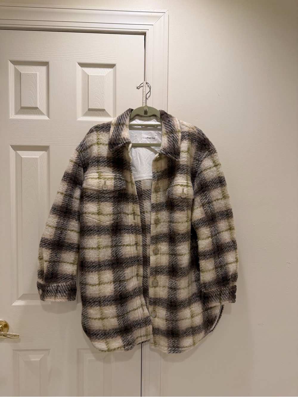 Plaid Shacket Jacket in Cream and Gray